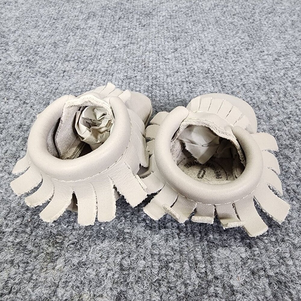 Freshly Picked Baby City Moccasins size 0 Boho Fringe 100% Leather Gray - Picture 3 of 8